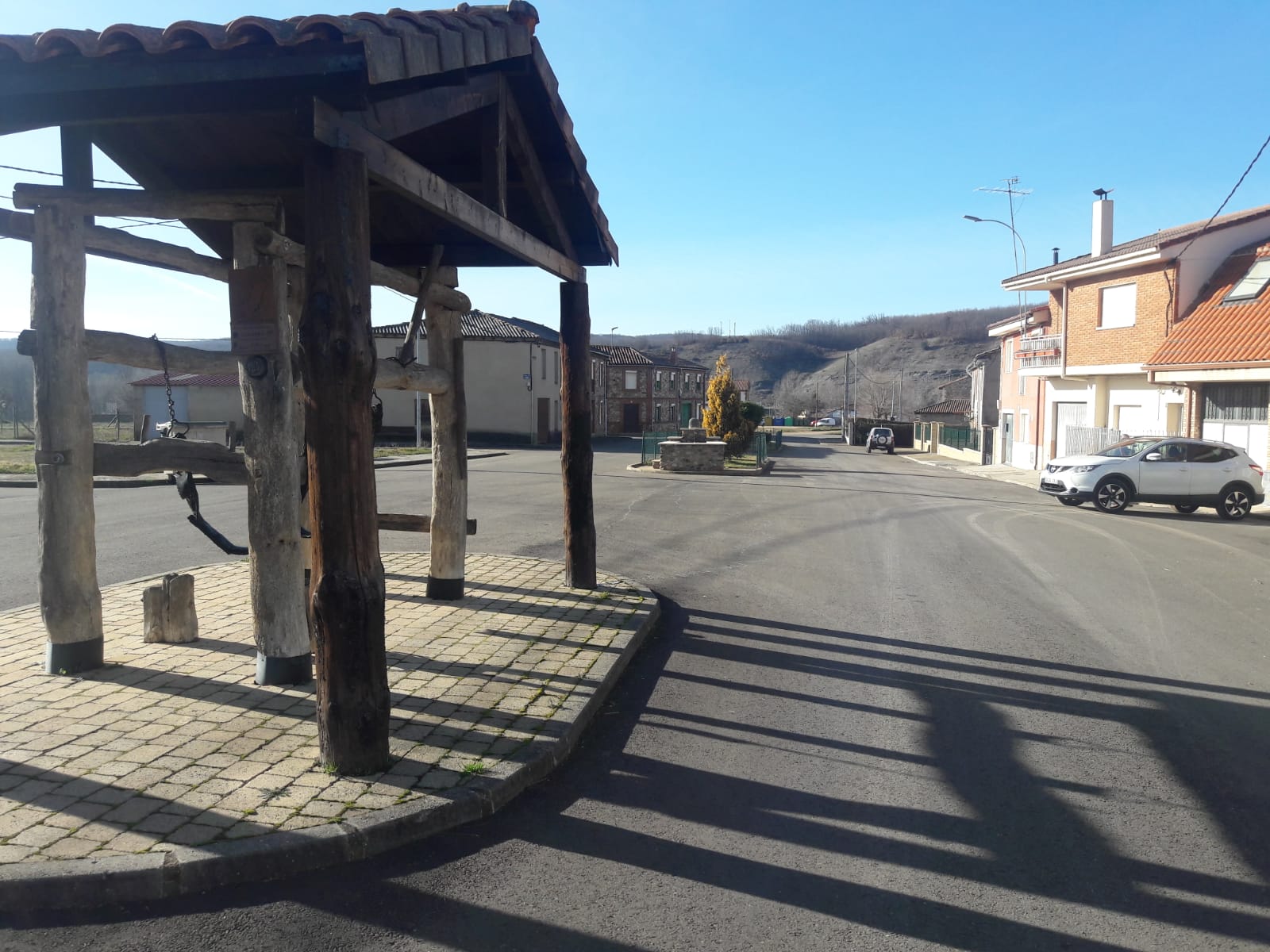 Esta localidad leonesa de la montaña oriental sostiene su población con la llegada de ocho nuevos vecinos al pueblo, lo que supone, al menos, mantener en 30 el número de habitantes dentro de la conocida como 'España despoblada'