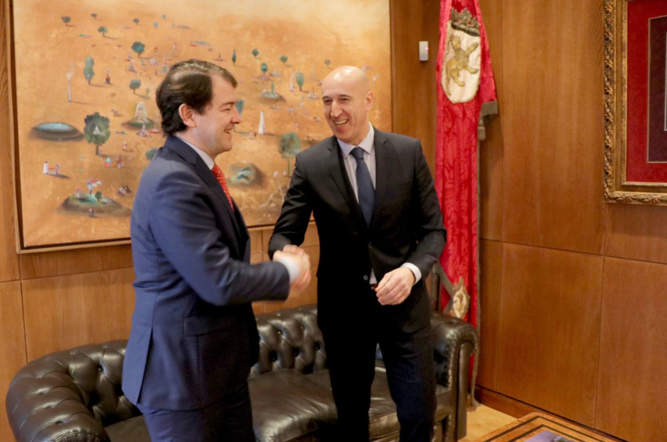 Fotos: Primer encuentro entre el alcalde de León, José Antonio Diez y el presidente de la Junta, Alfonso Fernández Mañueco