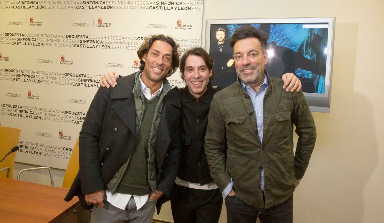 Óscar, Raúl y Manolo Quijano, este martes, durante la presentación de su concierto.