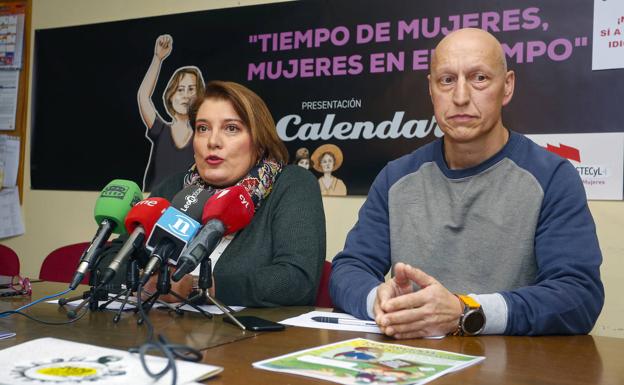 Imagen principal - Momentos de la rueda de prensa. 