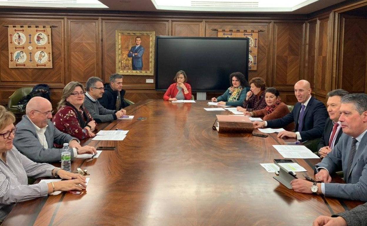 León da luz verde a la contratación de material para la extinción de incendios por 43.600 euros