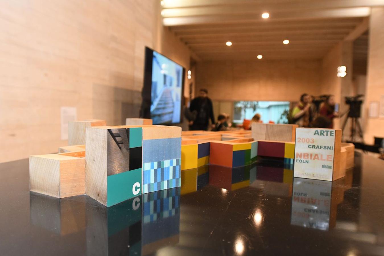 Exposición 'Cinco itinerarios con un punto de vista. Colección Musac'