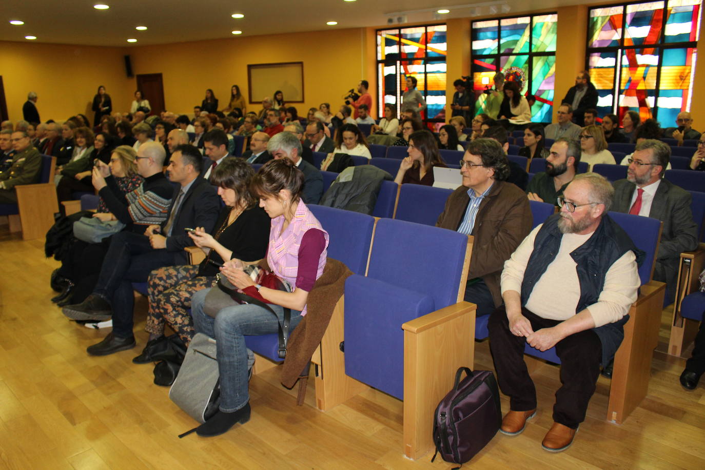 Fotos: Jornada de Cruz Roja sobre nuevas tecnologías