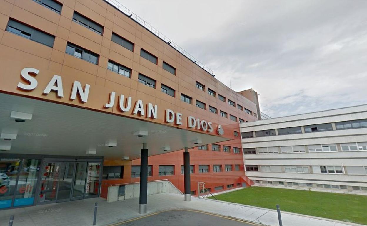 Imagen del acceso principal al Hospital San Juan de Dios.