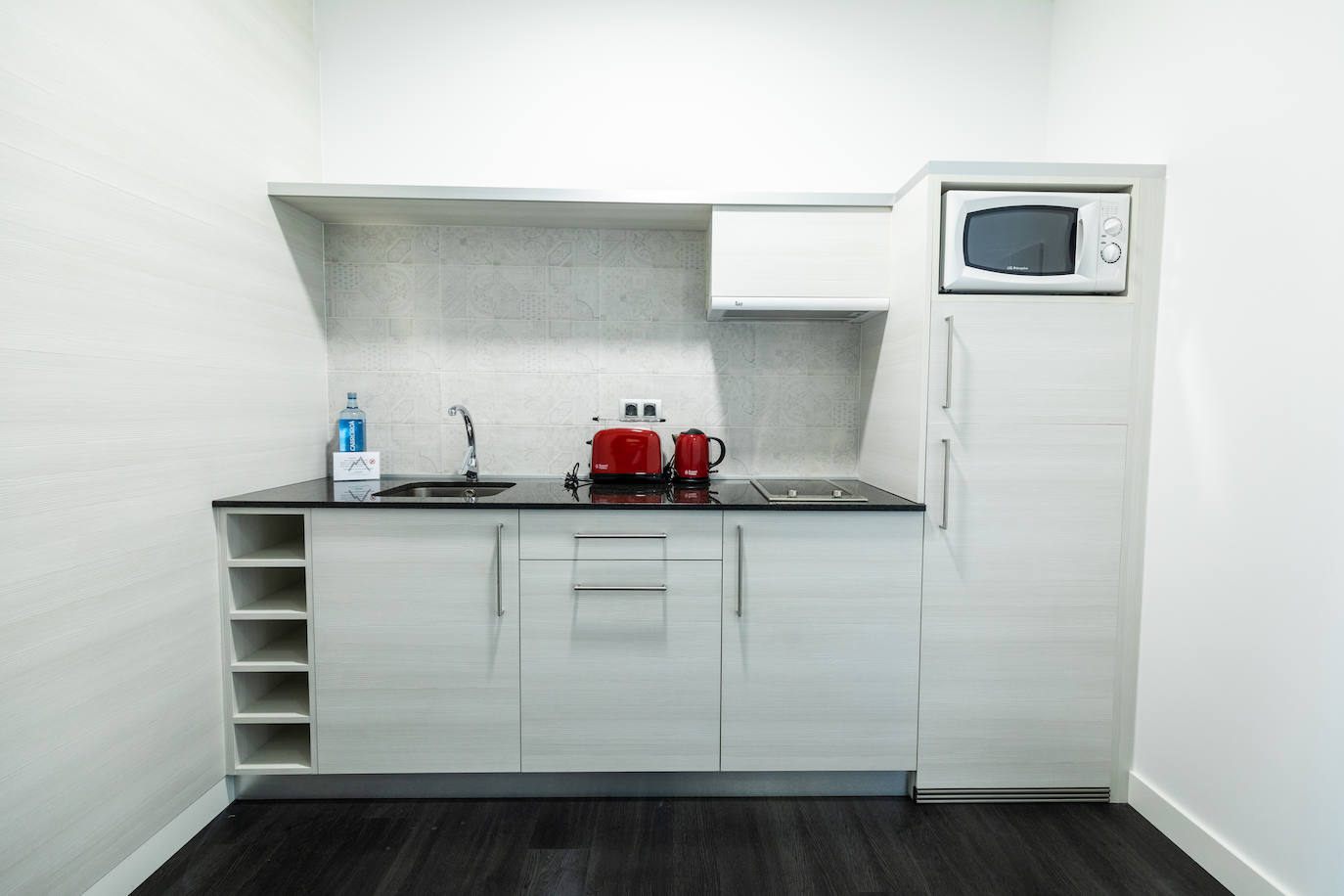 Ideal para una escapada en pareja o en familia, The Rock Suites&Spa ofrece un lugar idílico, un perfecto mirador hacia El Bierzo y unas instalaciones de auténtico lujo para disfrutar de momentos inolvidables.