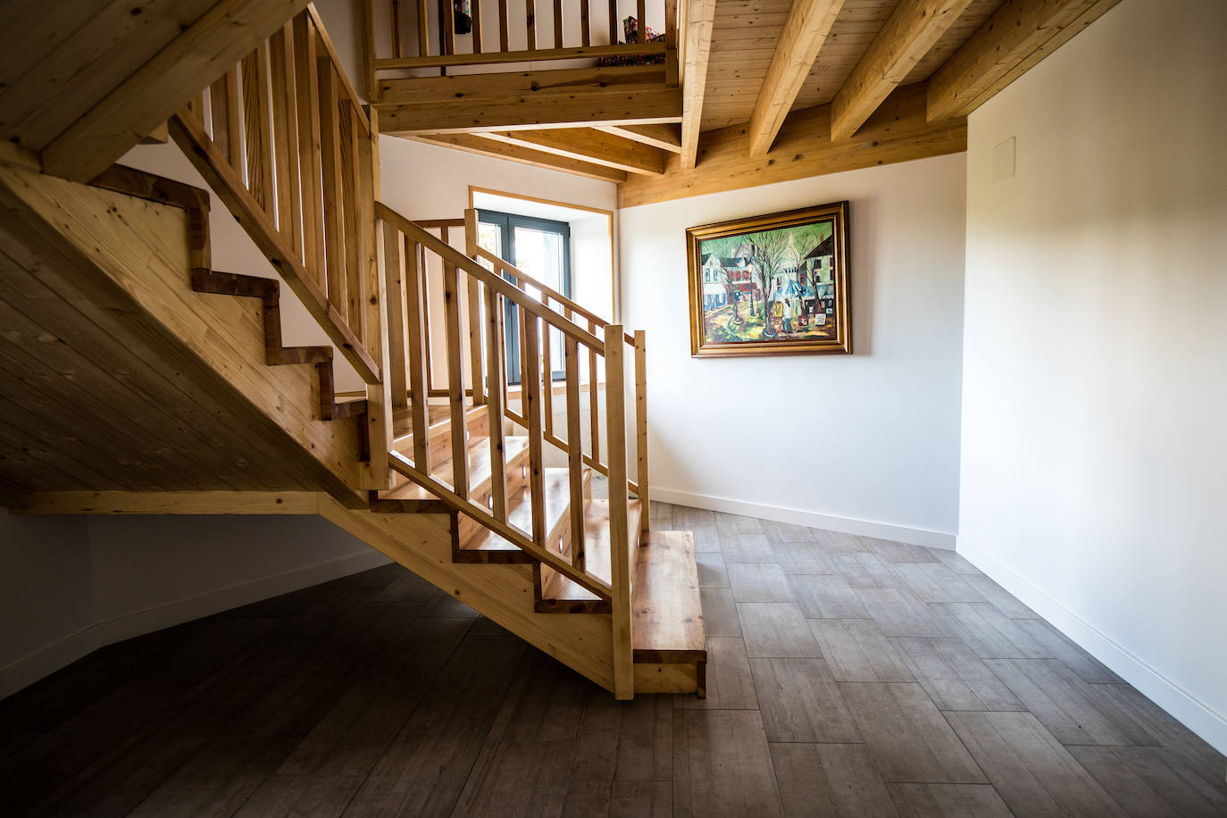 Ideal para una escapada en pareja o en familia, The Rock Suites&Spa ofrece un lugar idílico, un perfecto mirador hacia El Bierzo y unas instalaciones de auténtico lujo para disfrutar de momentos inolvidables.