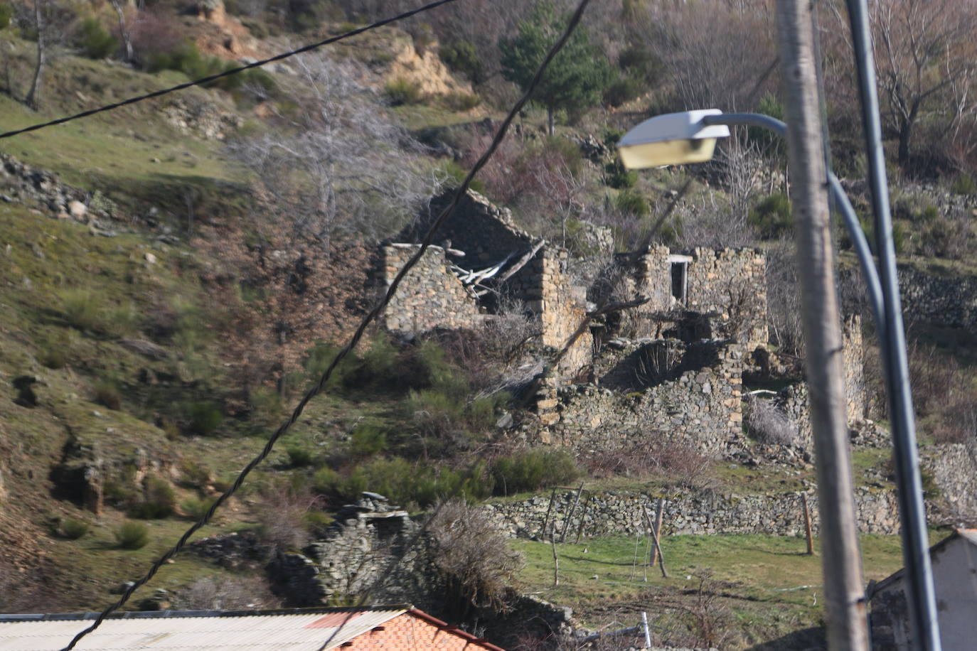 Riello es un paraje perfecto para reencontrase con el pasado, revivir la historia y rodearse de un entorno admirable.