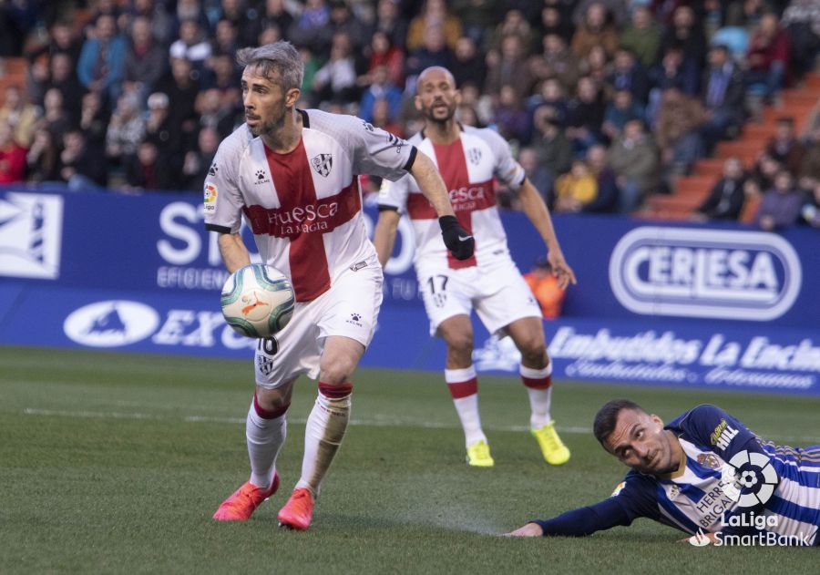 Fotos: Partido entre la Ponferradina y el Huesca