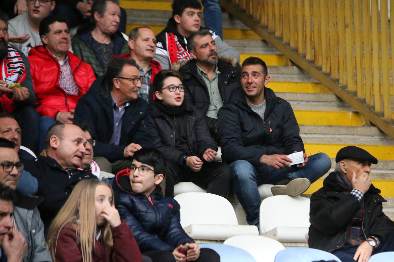 Las imágenes del público asistente al partido entre la Cultural y el Logroñés.