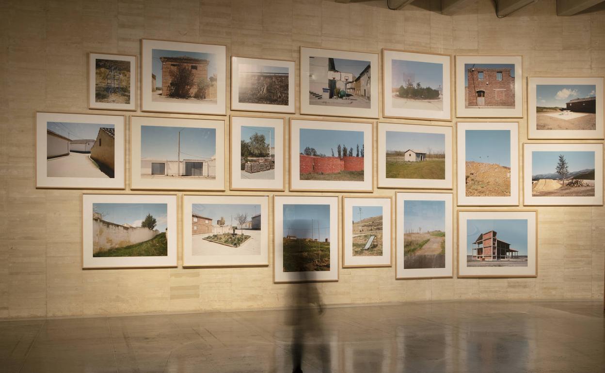 Un centenar de actividades hasta junio darán a conocer la colección de obras de arte del Musac