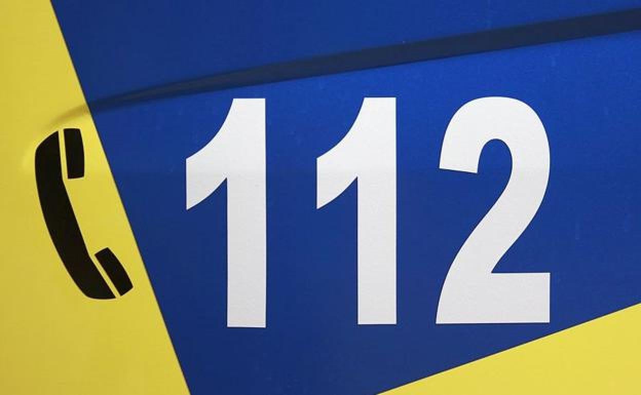 Una colisión entre dos turismos deja un herido de 22 años en la avenida Reyes Leoneses