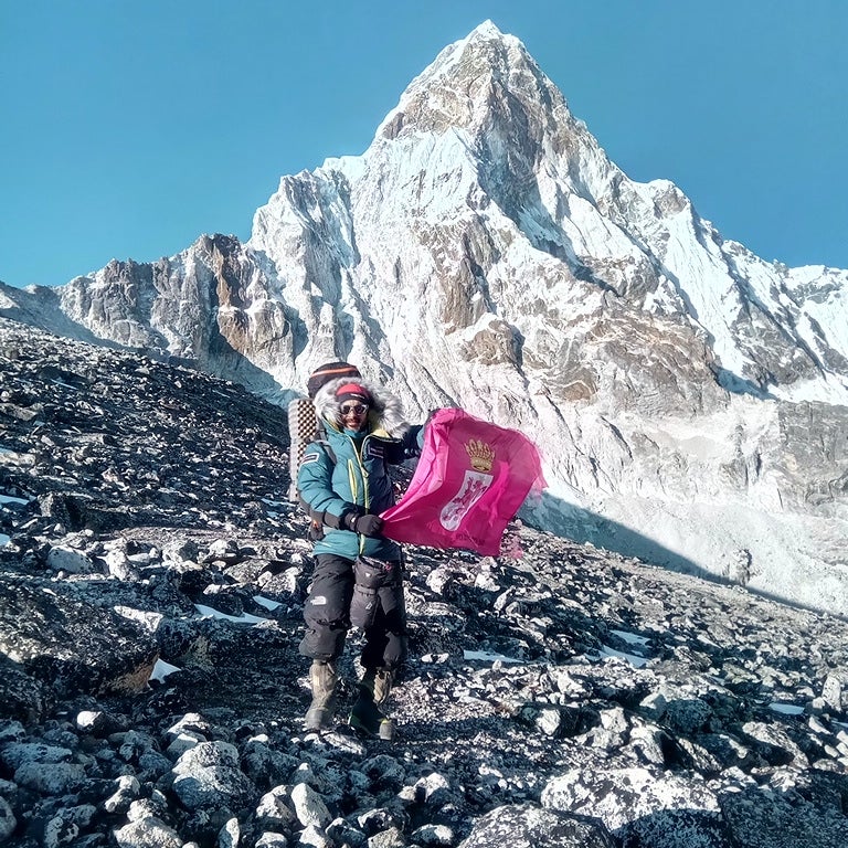 El leonés Sergio Pérez Fernández participa en la expedición de Álex Txikon para asaltar la cima más alta del mundo, el Everest. El montañero participa en la expedición 'Road to Himalayas' que espera hacer cima a partir del día 20.