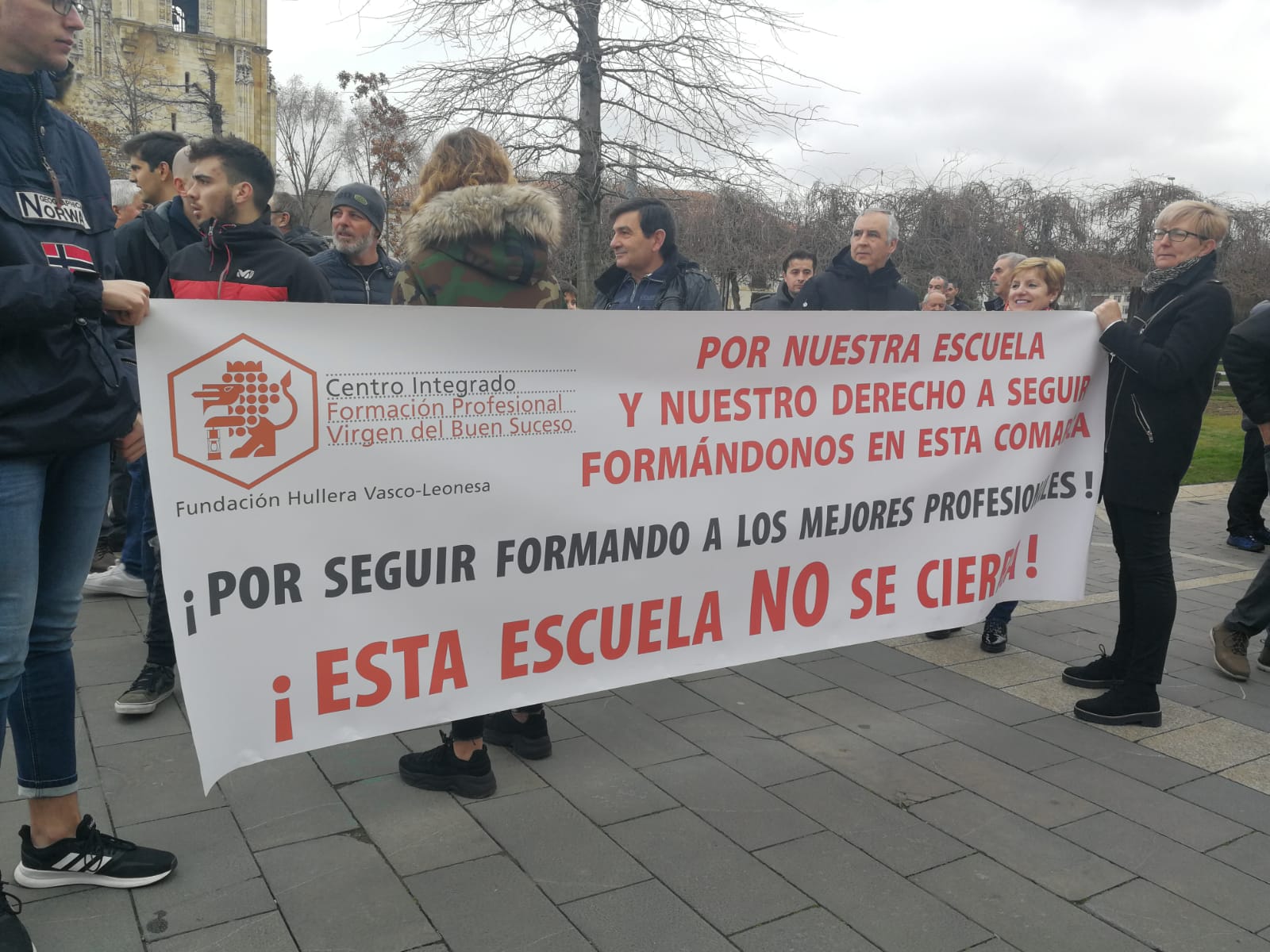 Asociaciones y colectivos preparan la puesta en marcha de la gran manifestación del 16F.