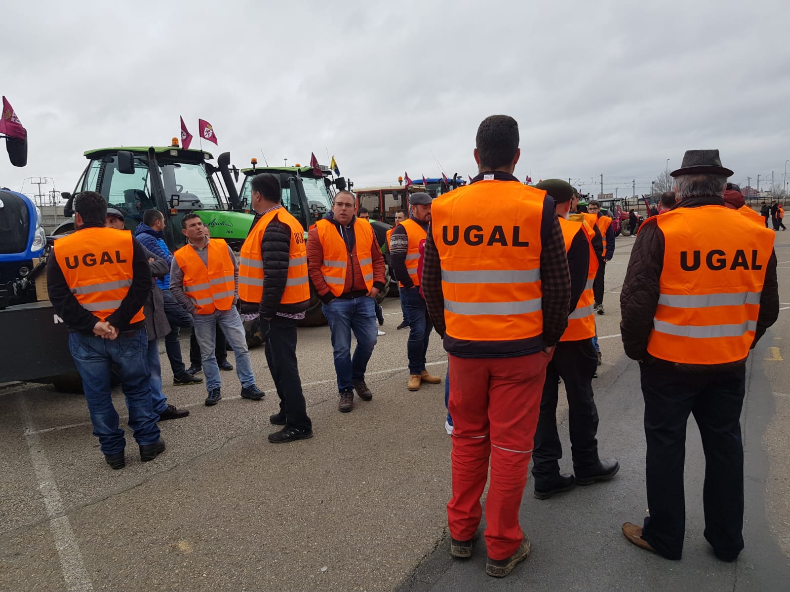 Medio centenar de tractores llevarán el 'rugir' del campo a la manifestación del 16F en León capital