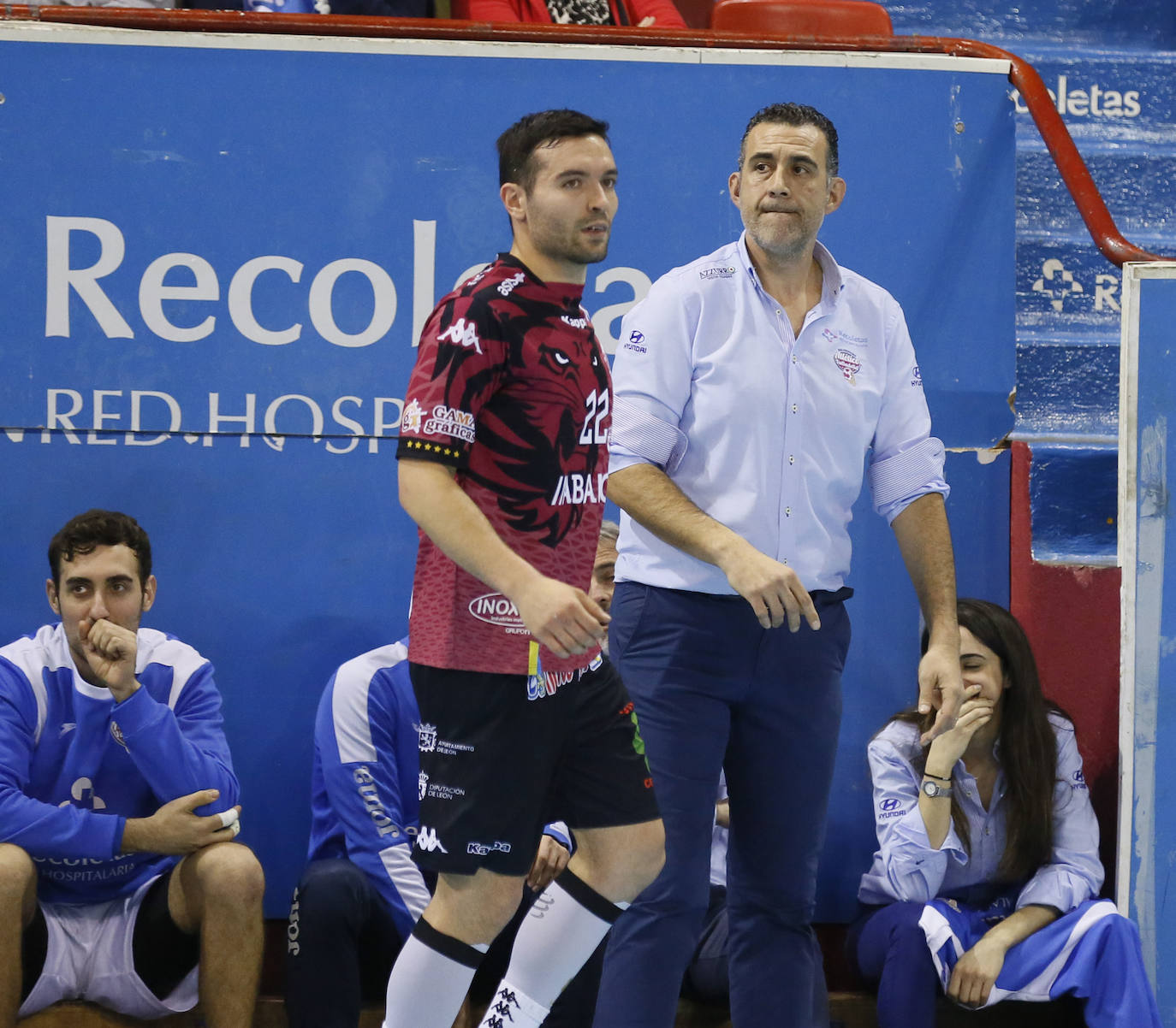 Fotos: Las imágenes del triunfo del Abanca Ademar ante el Recoletas Atlético Valladolid