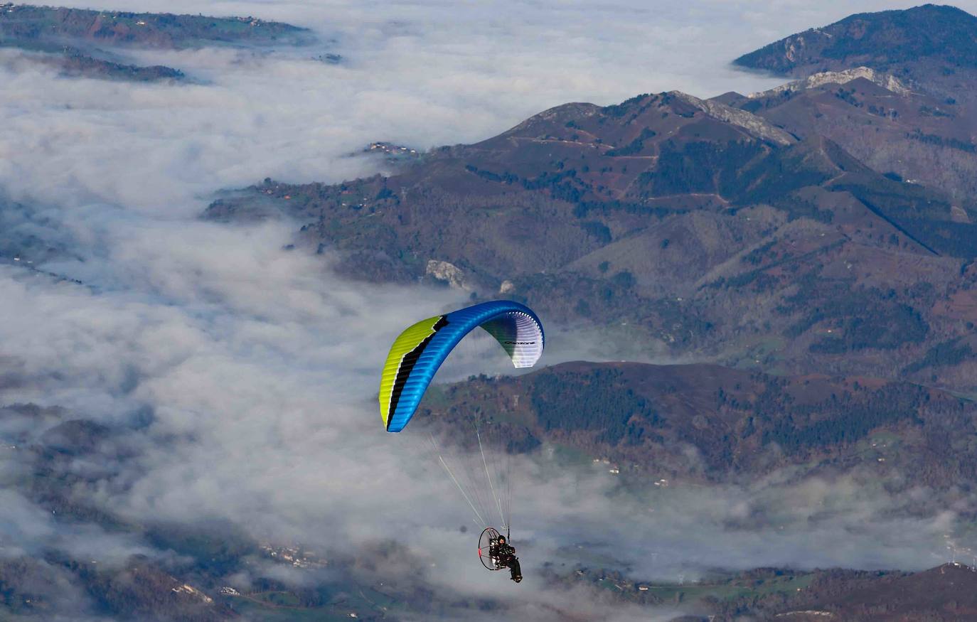 Fotos: Las espectaculares imágenes que deja la Travesía en globo por los Picos