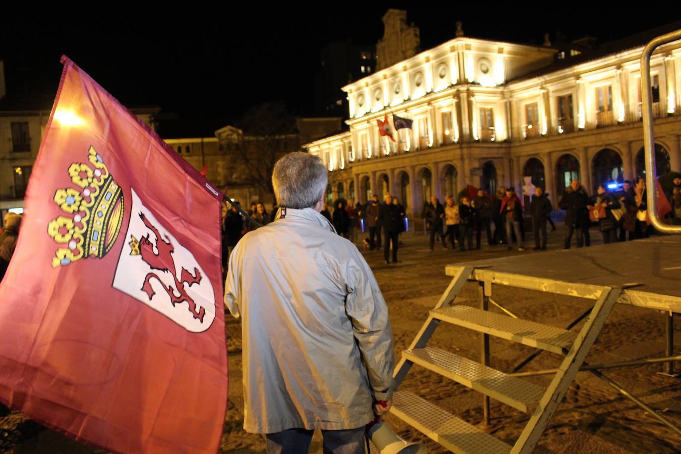 El leonesismo insiste en las coacciones a los concejales por parte de los partidos para evitar que voten a favor de la Región Leonesa