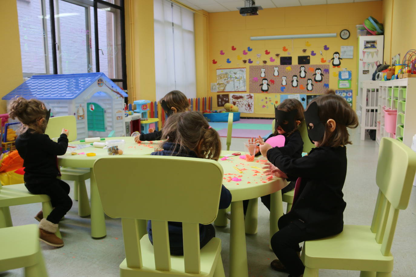 Fotos: Colegio Santa Teresa, más de cien años formando a los leoneses del futuro