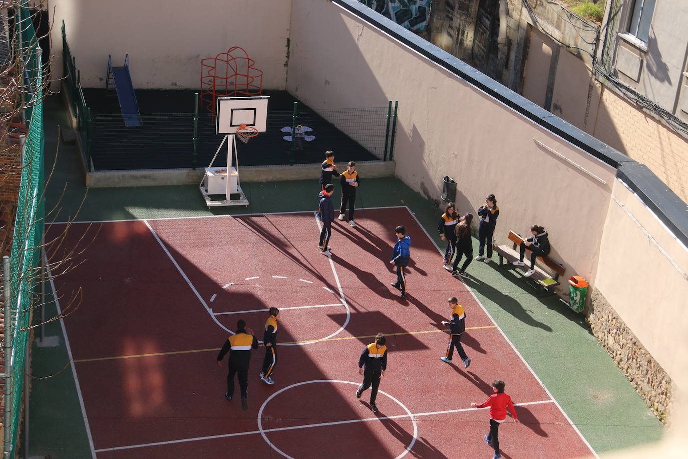 Fotos: Colegio Santa Teresa, más de cien años formando a los leoneses del futuro