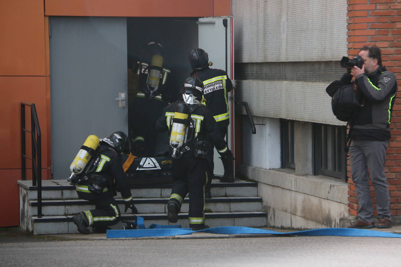 Fotos: Simulacro en el Hospital San Juan de Dios de León