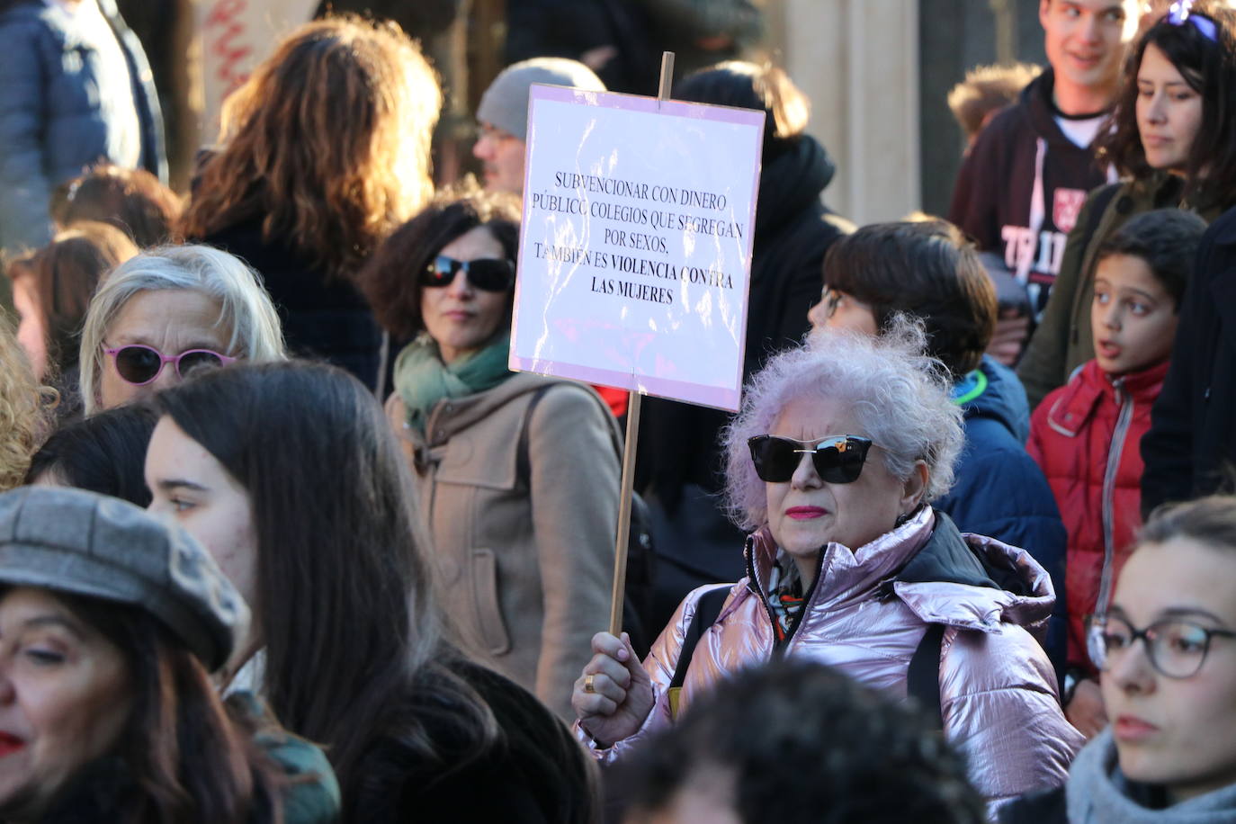 Fotos: El 8M en los &#039;versos&#039; de cartón