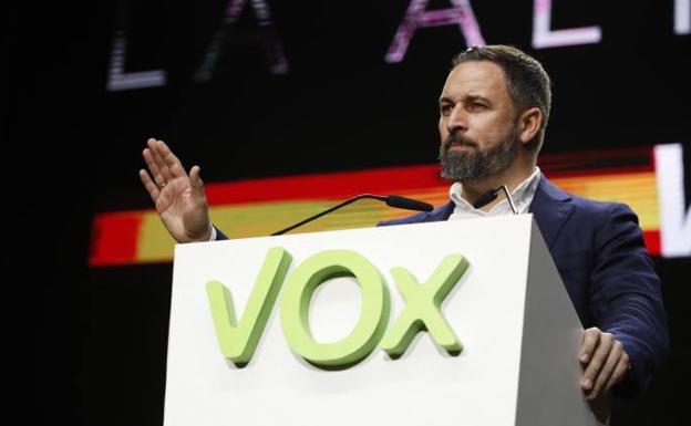 Abascal acusa al Gobierno de «pasar de se ilegítimo a criminal»