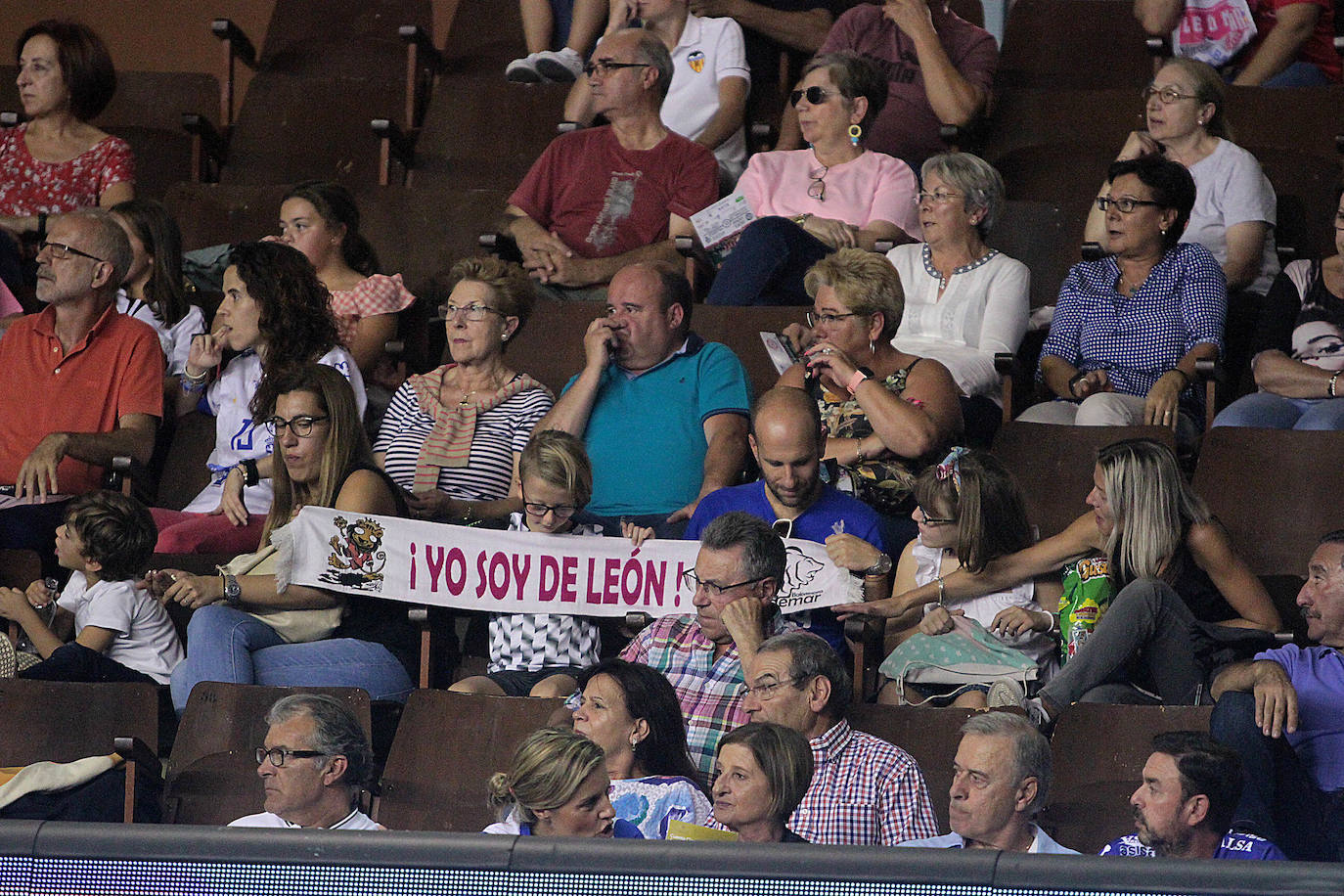 Grada del Palacio de los Deportes.
