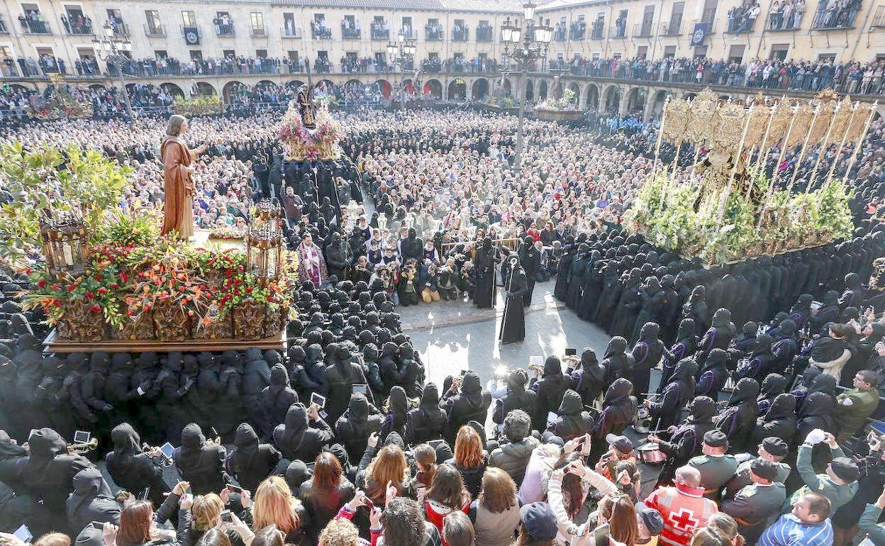 Imagen del tradicional Encuentro, uno de los grandes actos de la Semana Santa de León.