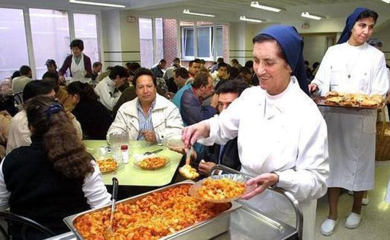 prosa Juguetón Gruñido La Asociación Leonesa de Caridad cierra su comedor social pero servirá en  táperes un menú diario | leonoticias.com
