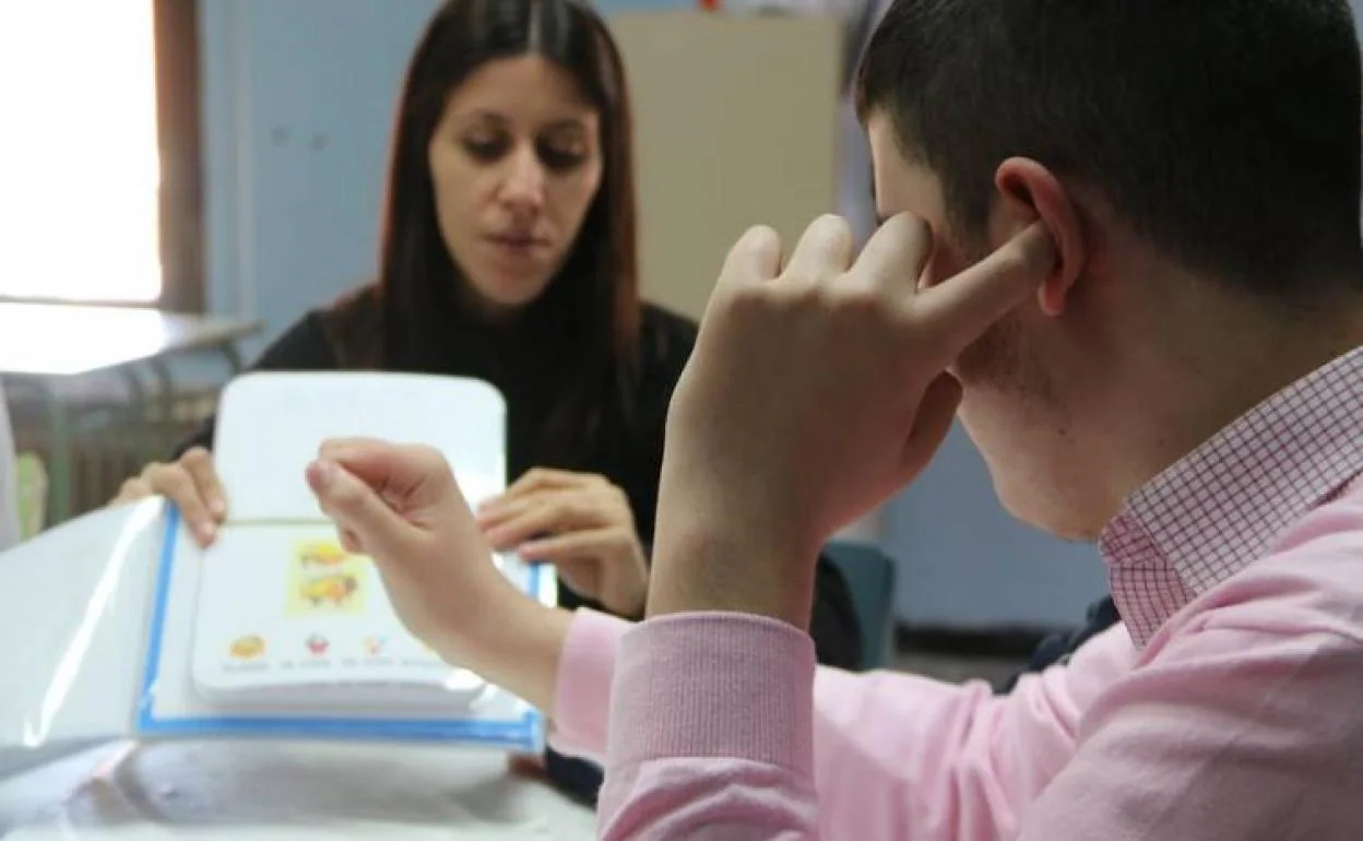 Las personas con autismo reclaman comprensión y medidas que garanticen sus derechos y libertades fundamentales