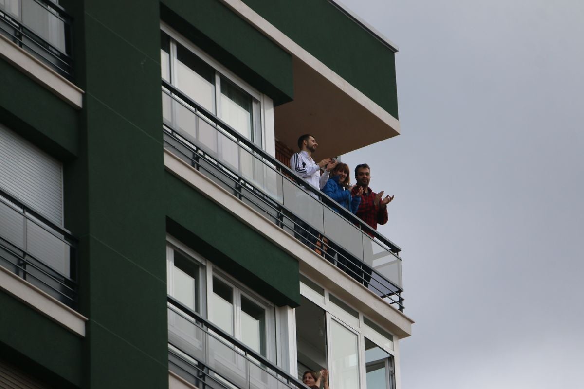 Fotos: León sigue aplaudiendo a los héroes del coronavirus