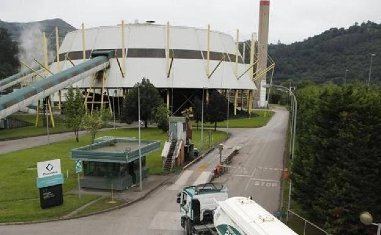 Mineros de Hunosa se incorporan a las tareas de desinfección en municipios de las cuencas asturianas