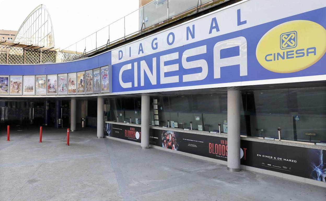 Cines cerrados por el coronavirus.