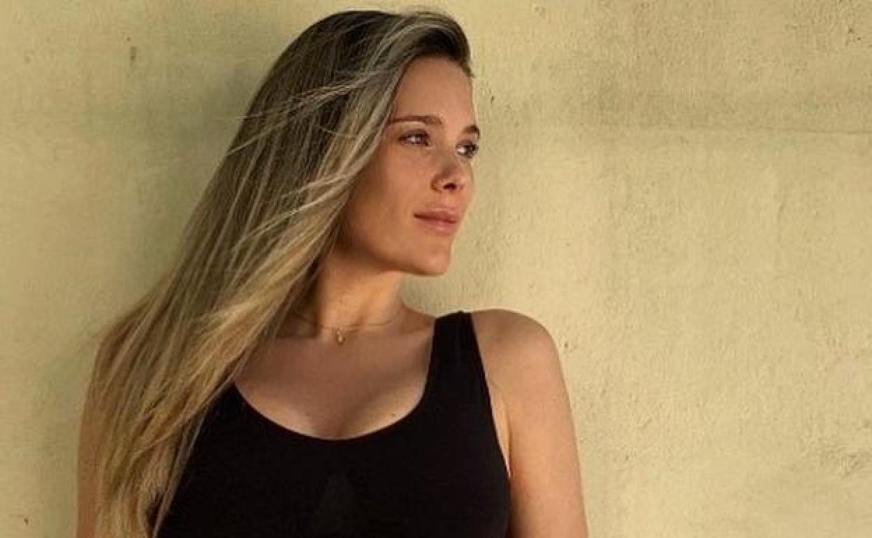 Lorena Gómez está embarazada de su primer hijo.