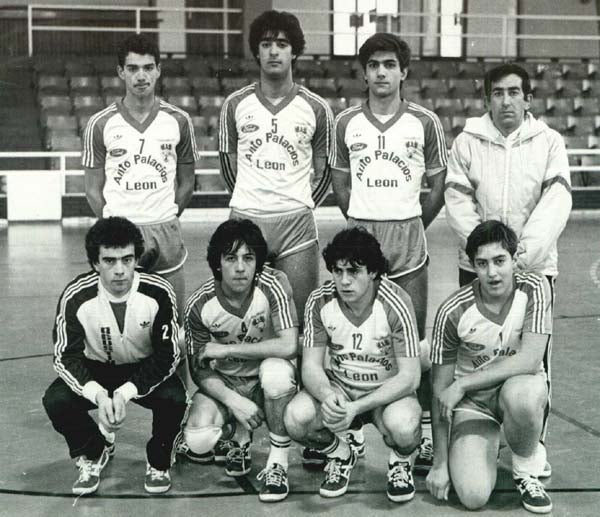 Equipo de Agustinos de voleibol.