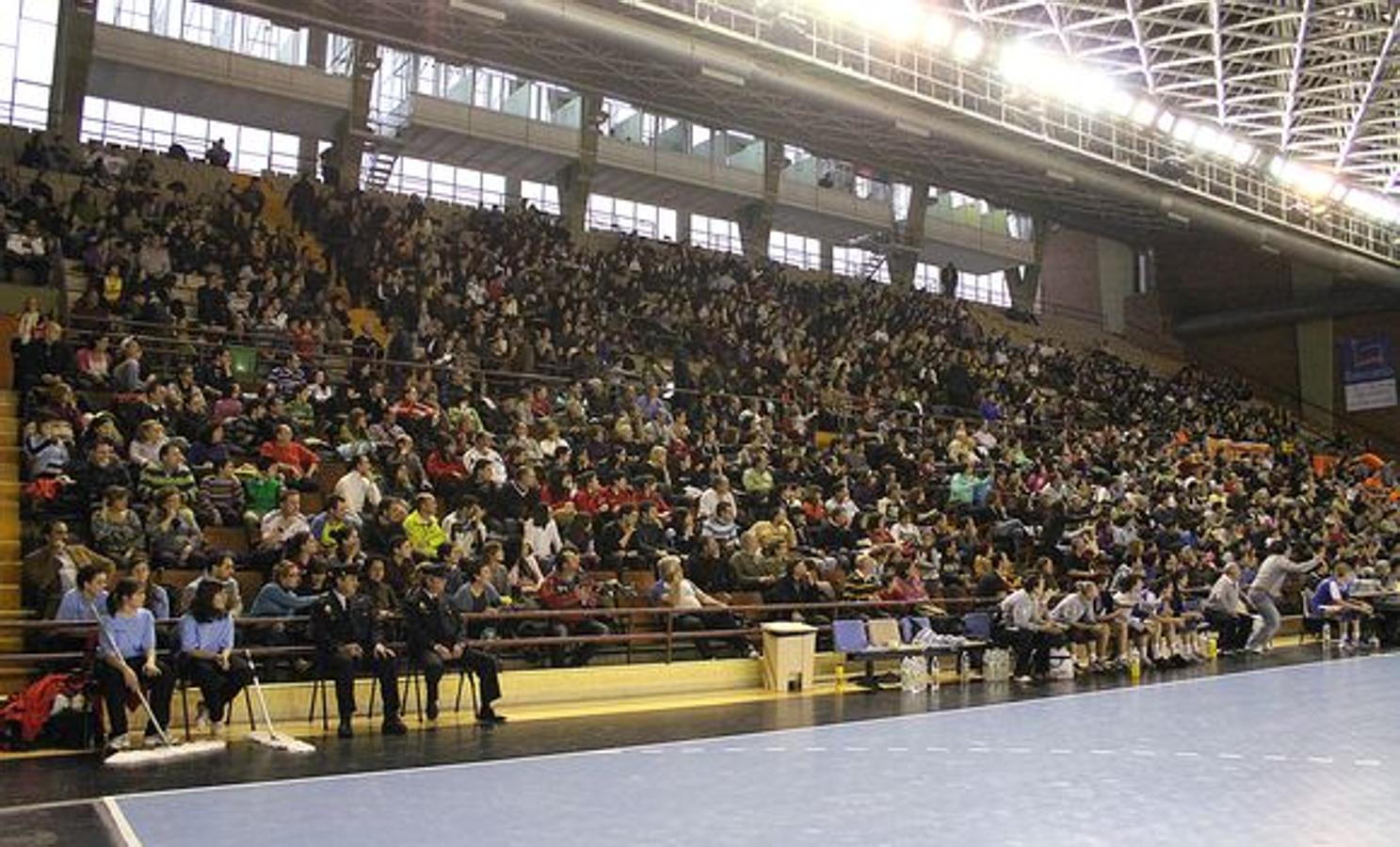 Baloncesto León celebra su ascenso a ACB en 2007.