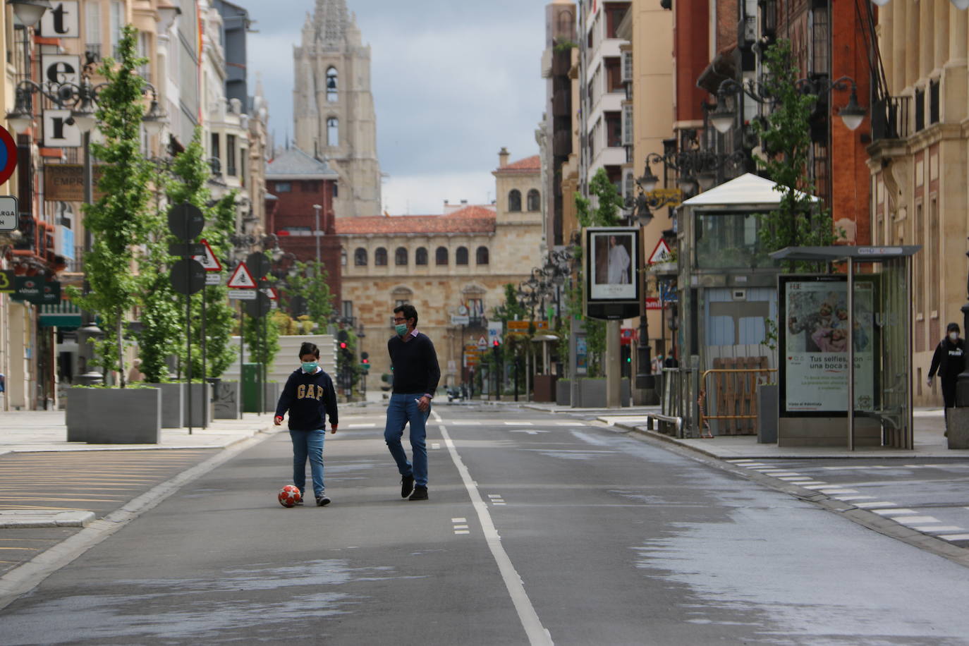 Diferentes zonas de la ciudad regresan a la vida tras las seis semanas de confinamiento