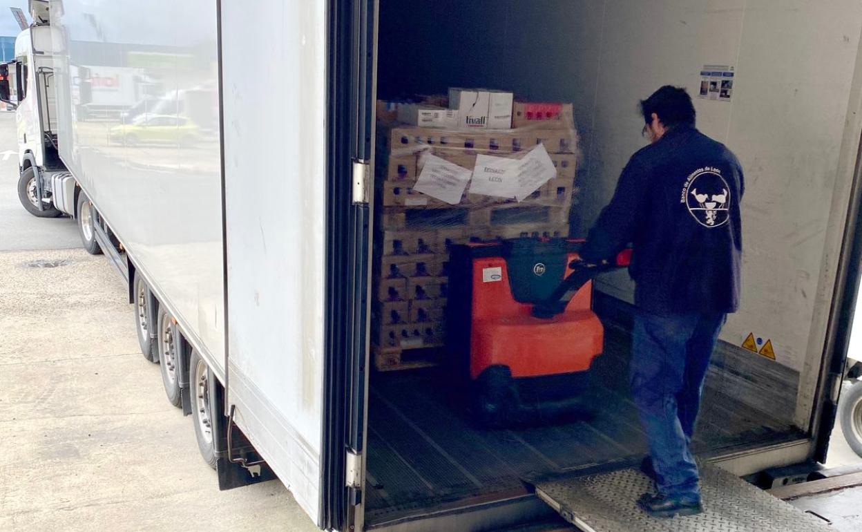 Mercadona ha donado cuatro toneladas de productos al Banco de Alimentos de León.