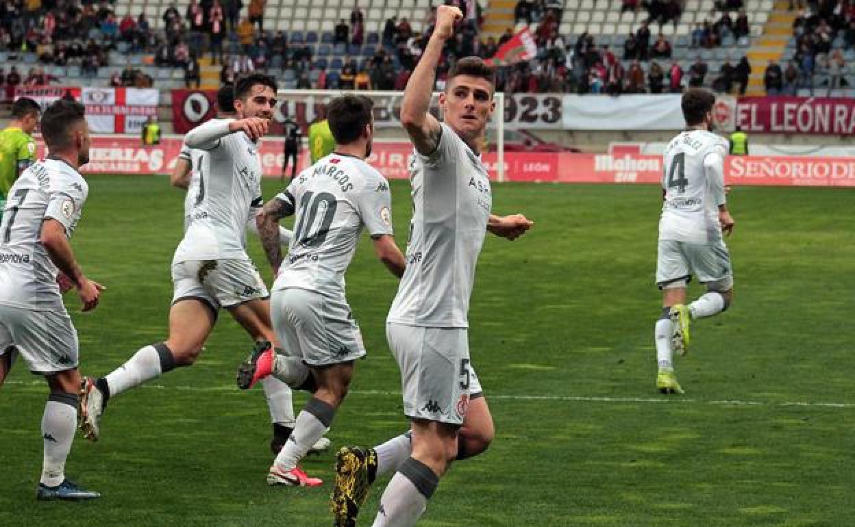 Eric Montes, jugador de la Cultural.