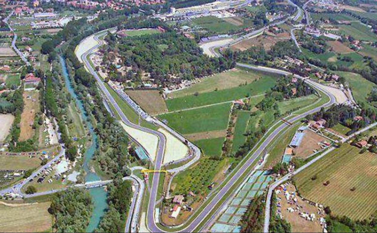 Imagen aérea del circuito de Imola (Italia).