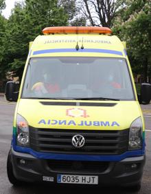 Imagen secundaria 2 - Diferentes momentos en una jornada de trabajo de los técnicos de ambulancia.