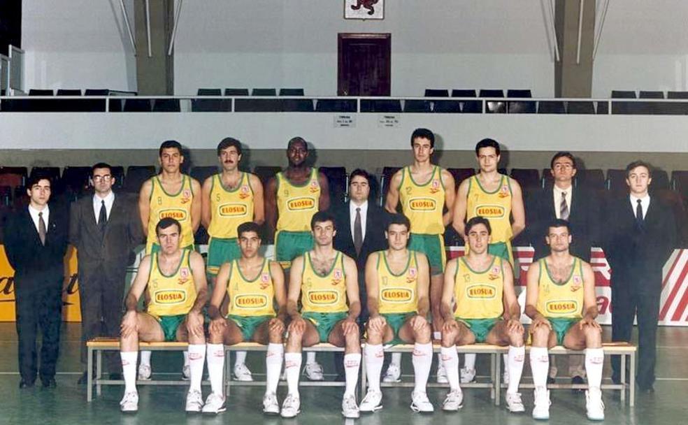 Equipo del Elosúa que logró el ascenso en 1990.