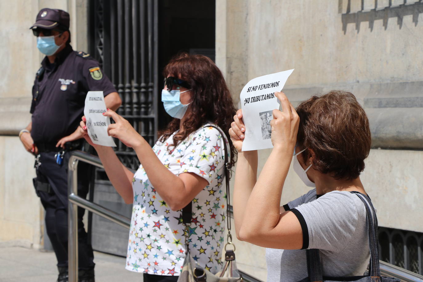 Fotos: Concentración de las agencias de viaje en León
