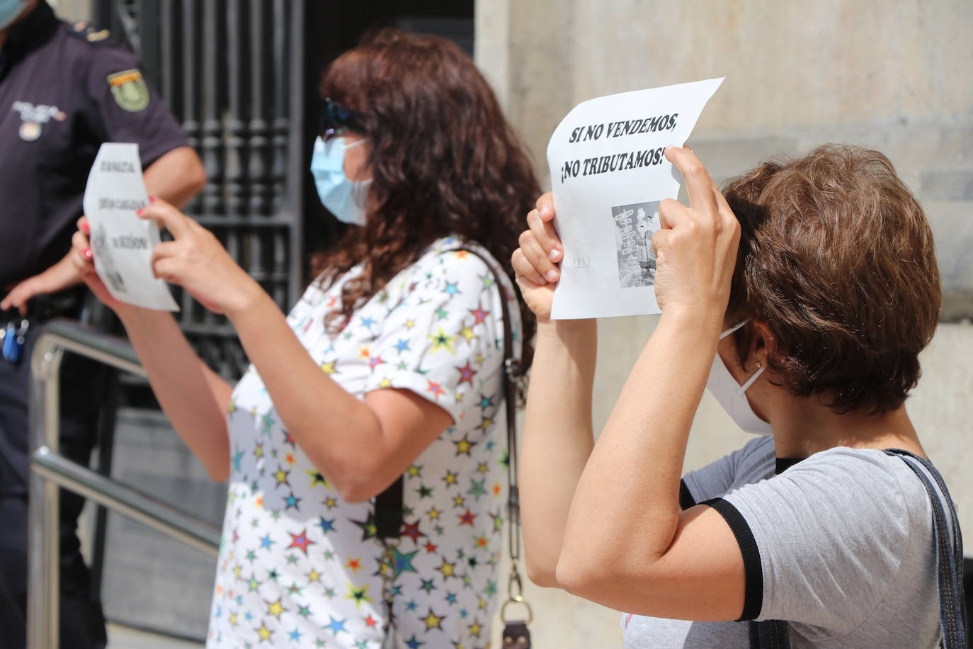 Fotos: Concentración de las agencias de viaje en León