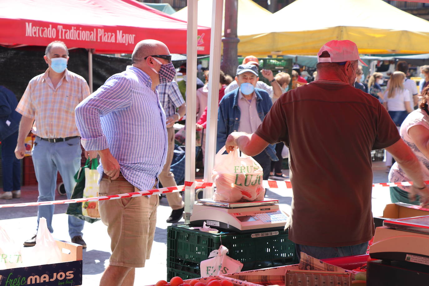Fotos: Sábado de mercado en León