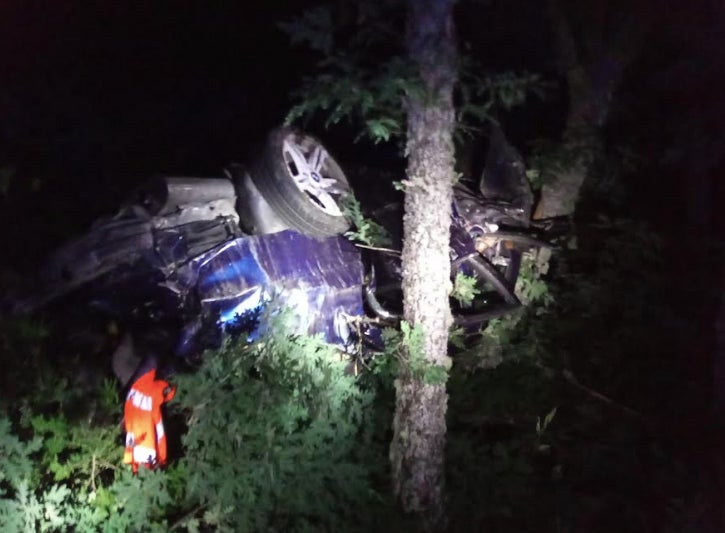 Así quedó el coche tras el accidente. 