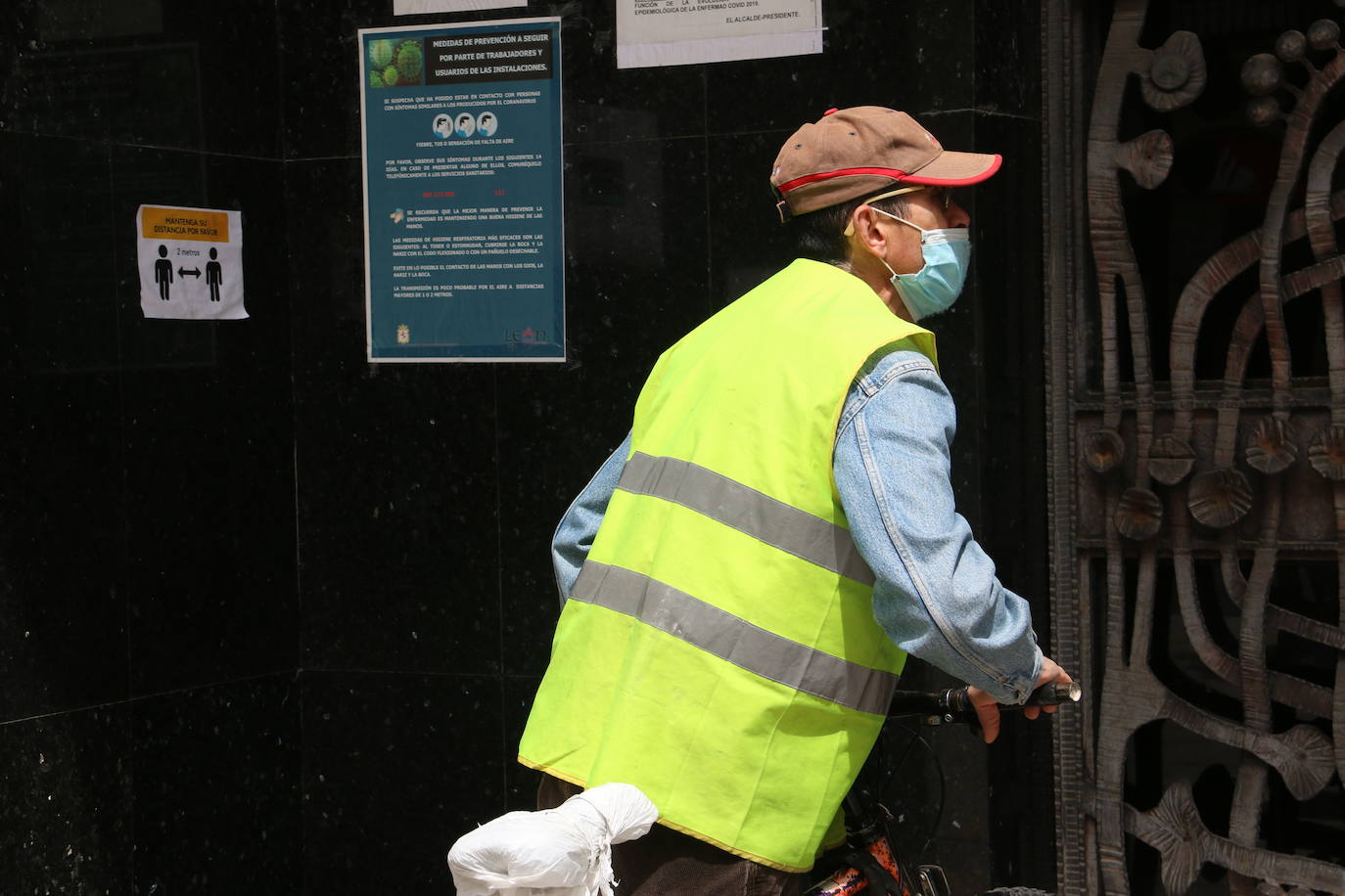 Los edificios dependientes del Ayuntamiento reabren sus puertas.