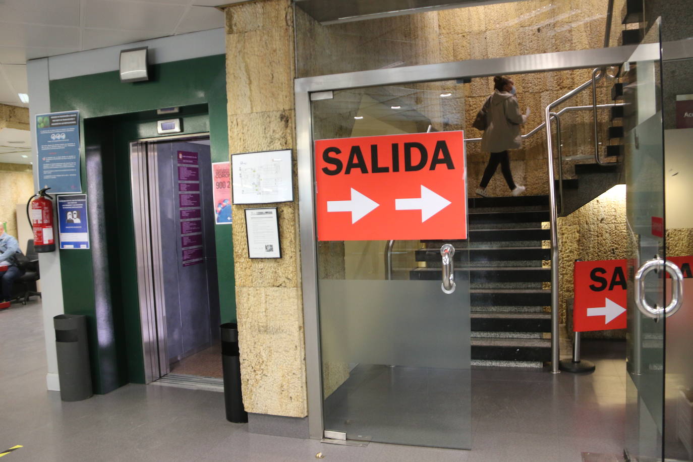 Los edificios dependientes del Ayuntamiento reabren sus puertas.