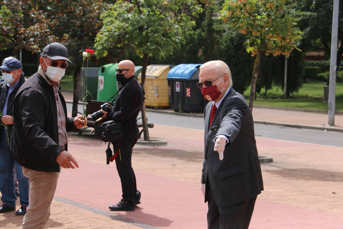 Fotos: Un clavel para los donantes