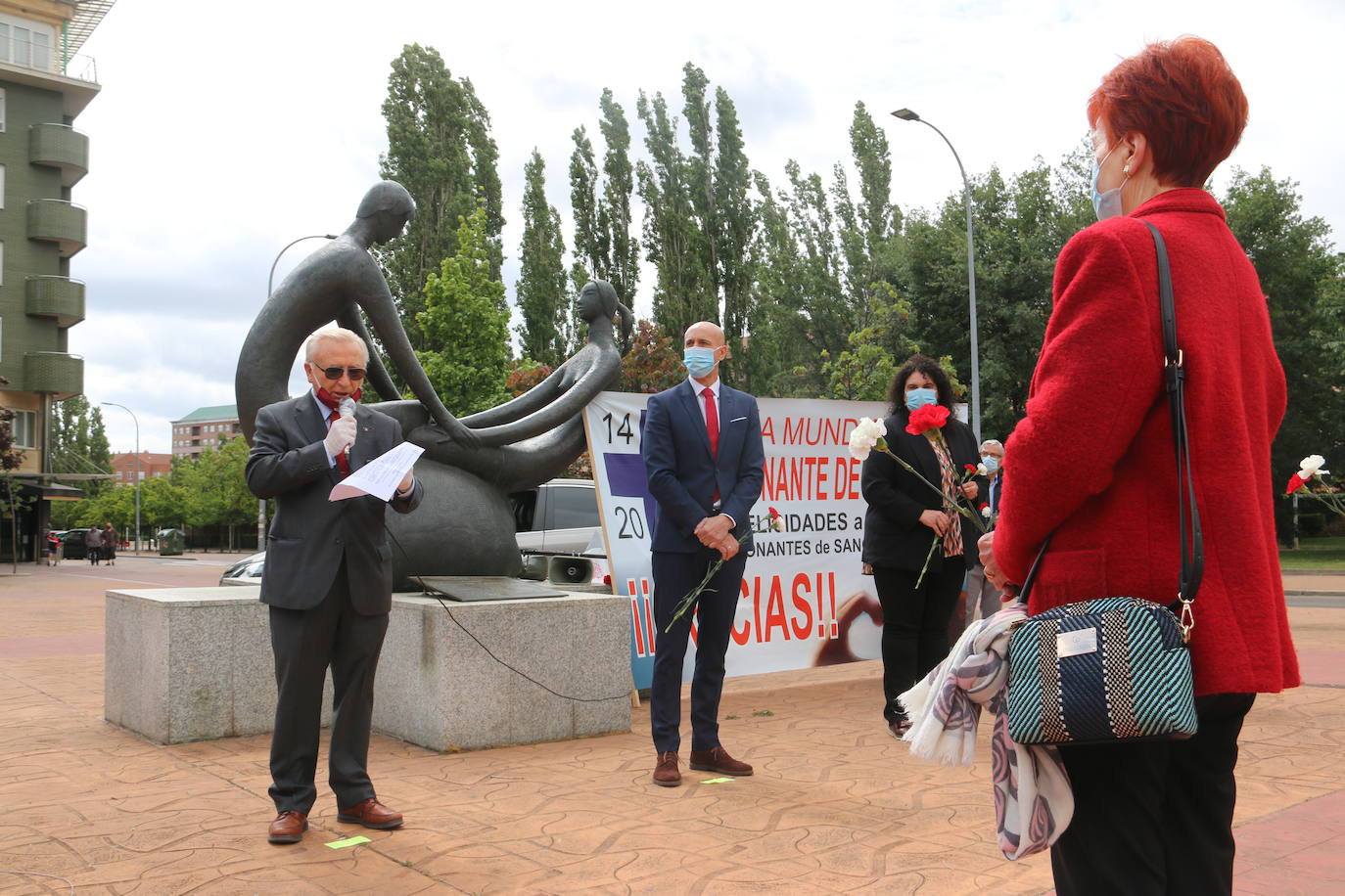 Fotos: Un clavel para los donantes